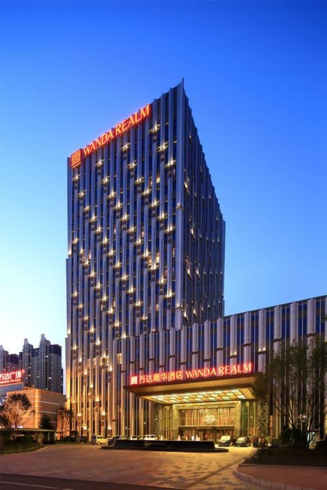 فندق Wanda Realm Siping Siping  المظهر الخارجي الصورة